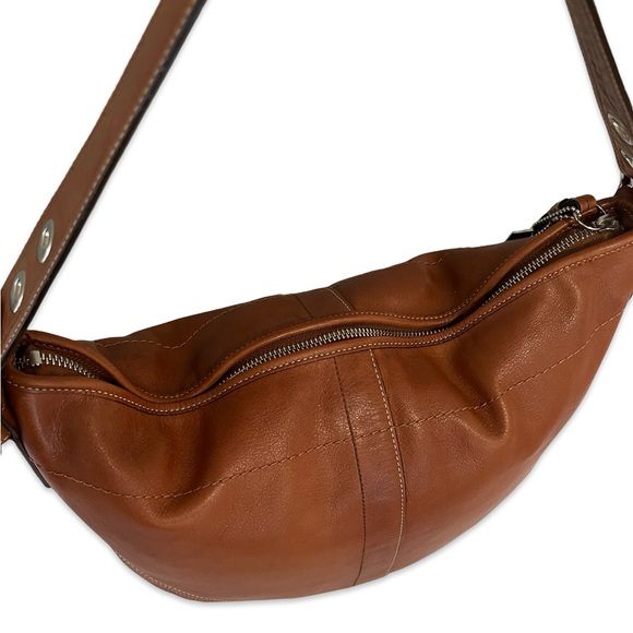 Coach Soho Dark Saddle Brown Distressed Leather Hobo Shoulder Bag - Picture 7 of 10